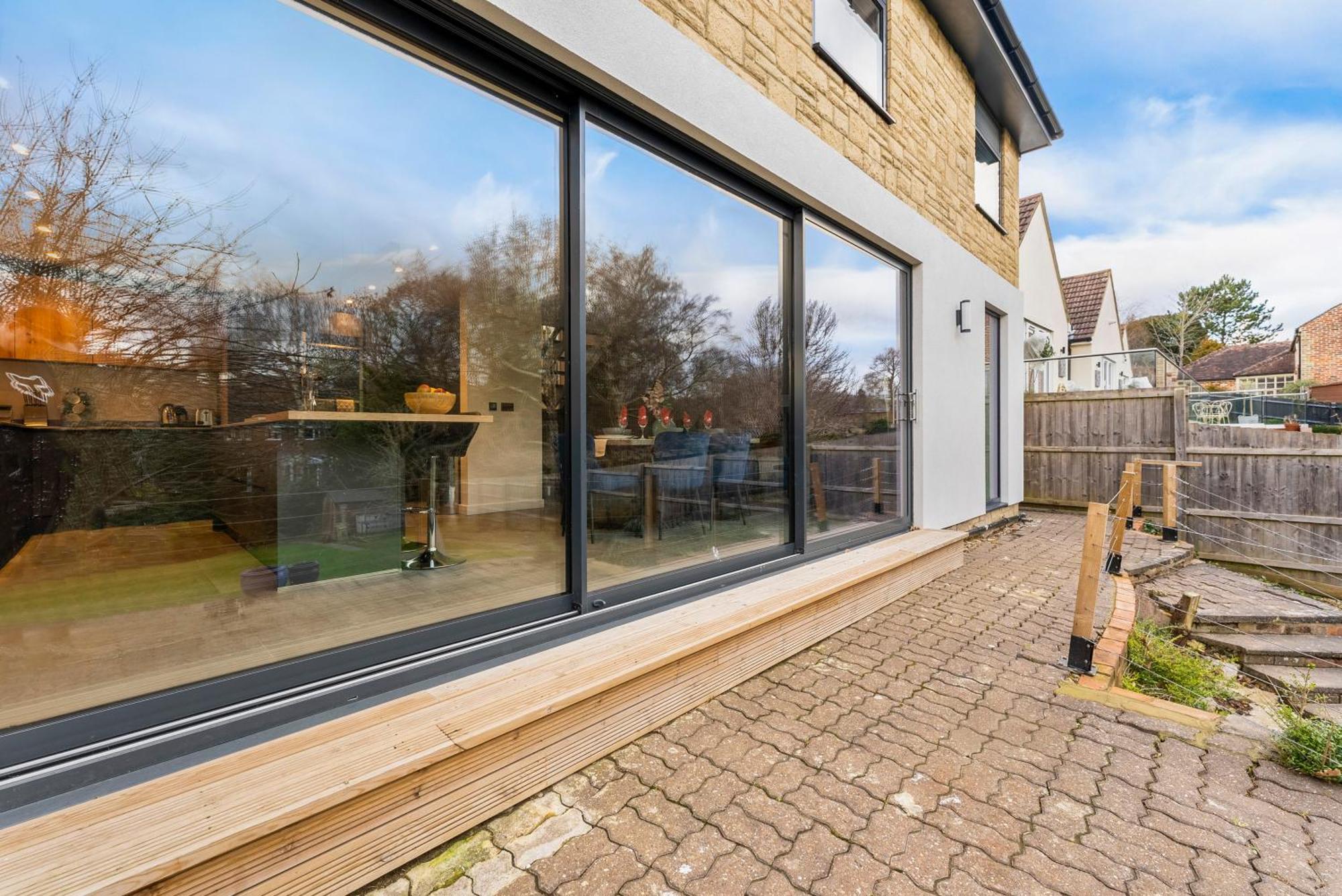 Elegant Retreat In Cheltenham - Garden & Parking Included 外观 照片