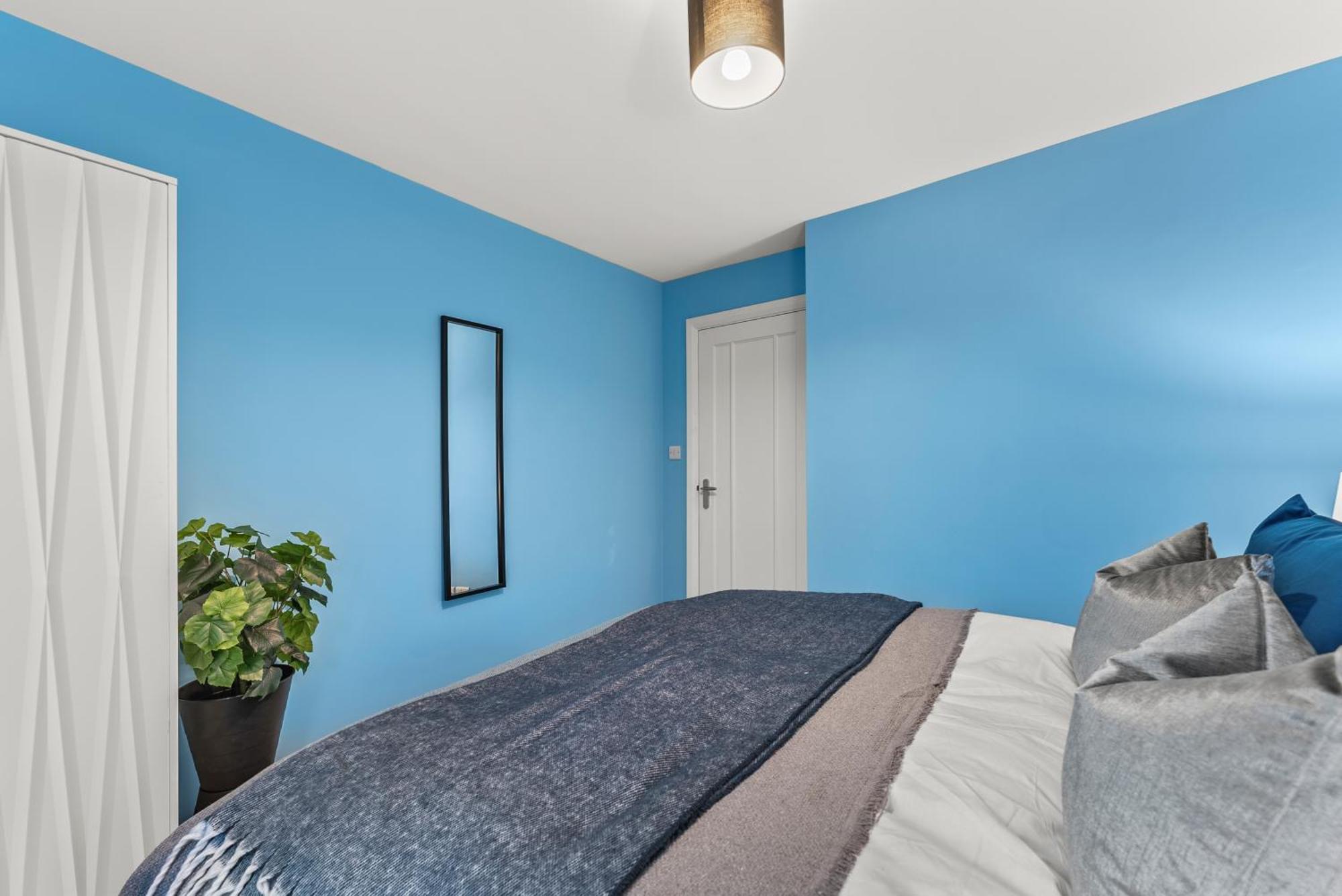 Elegant Retreat In Cheltenham - Garden & Parking Included 外观 照片