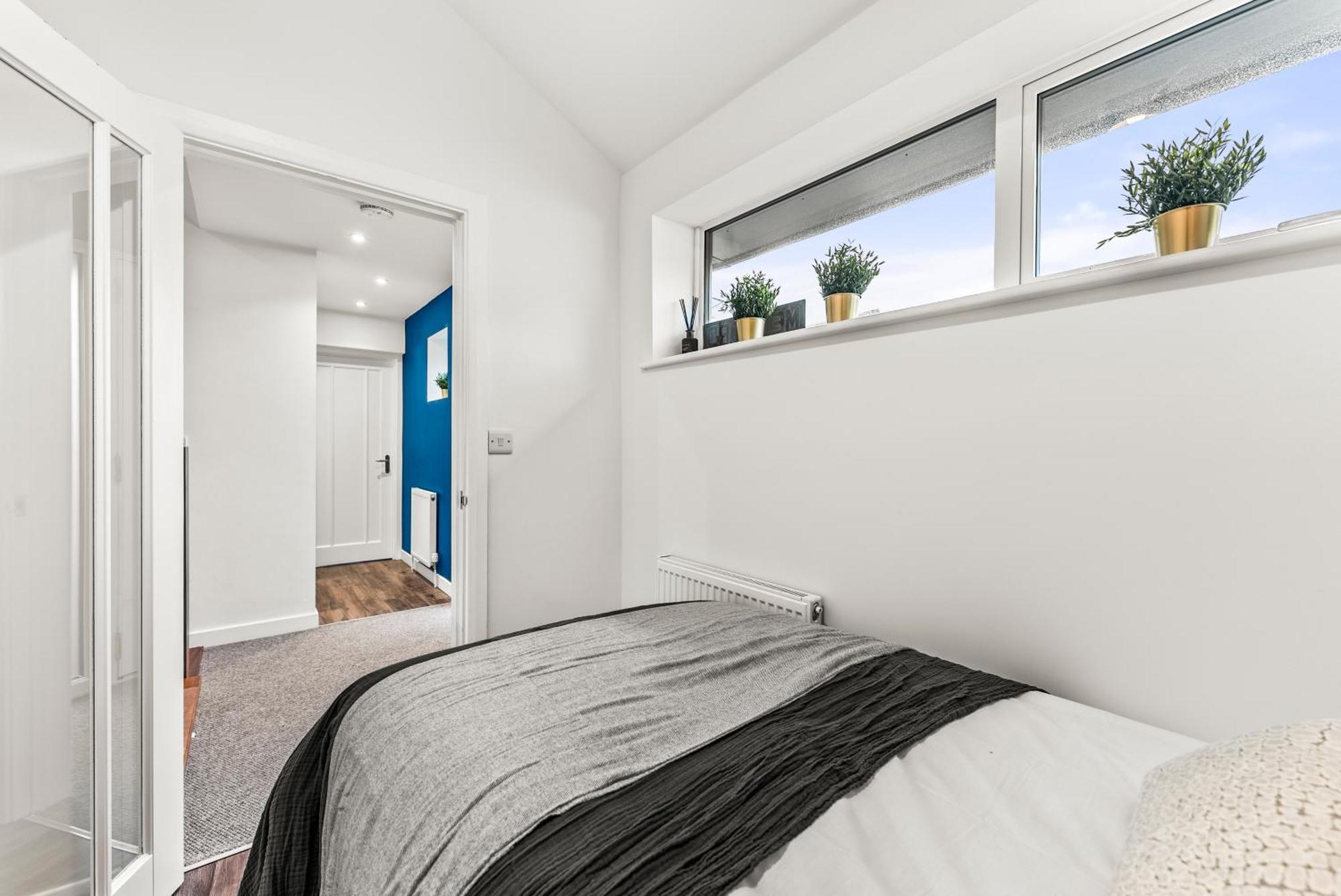 Elegant Retreat In Cheltenham - Garden & Parking Included 外观 照片